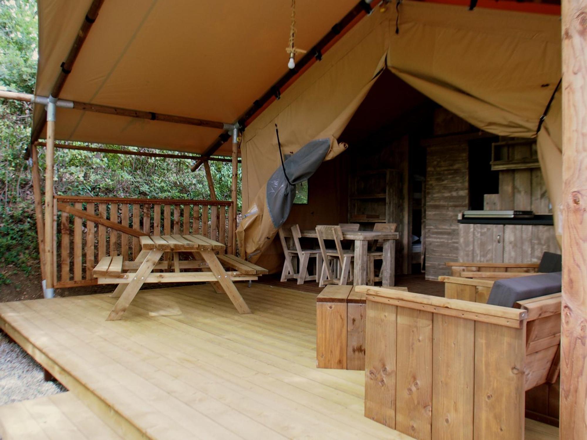 Camping Mas Du Sartre Saint Alban Auriolles Екстериор снимка